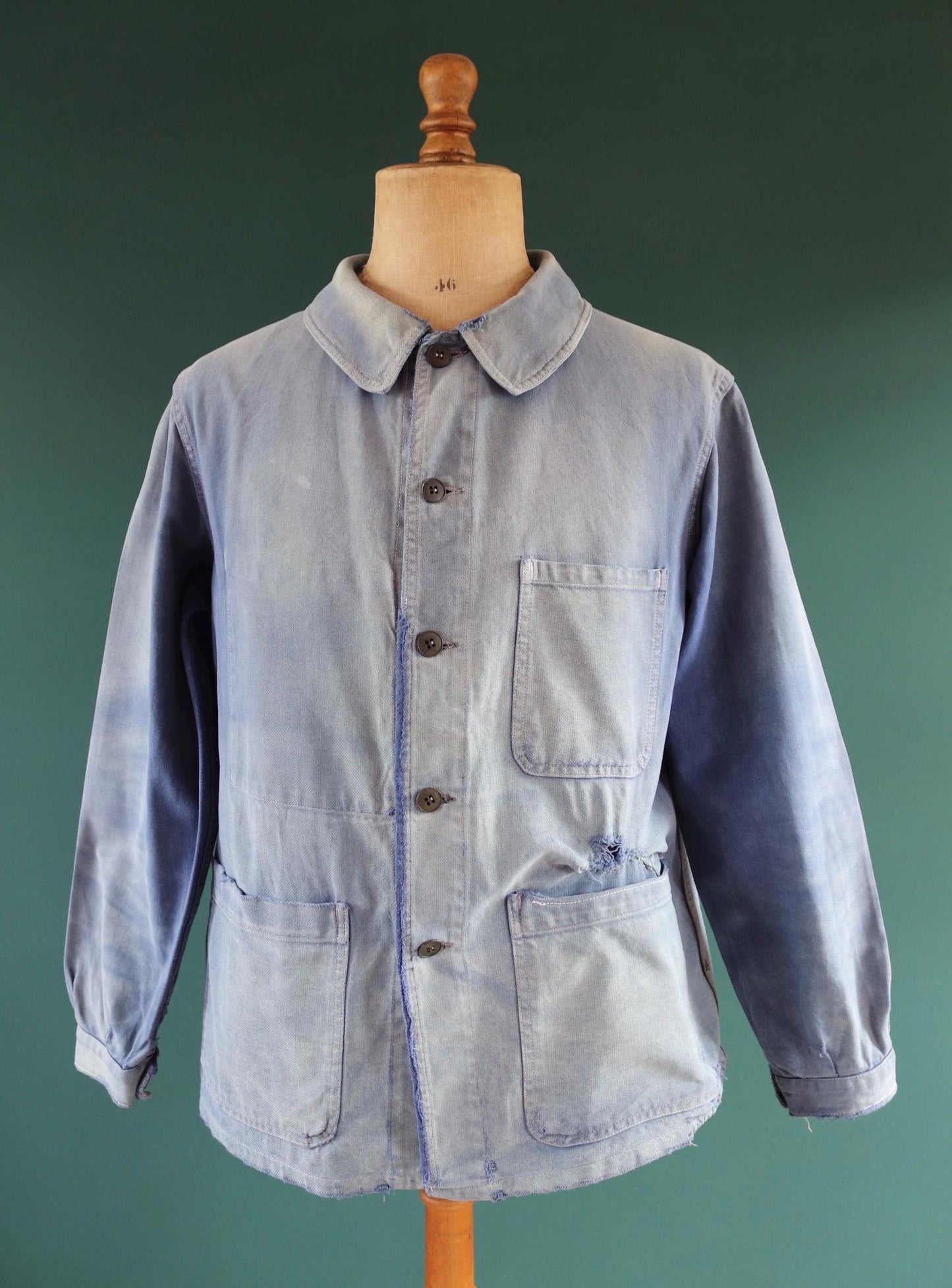 Vintage French blue workwear jacket - 1960s chore coat - 45” chest - bleu de travail - whisker fade - blue cotton twill