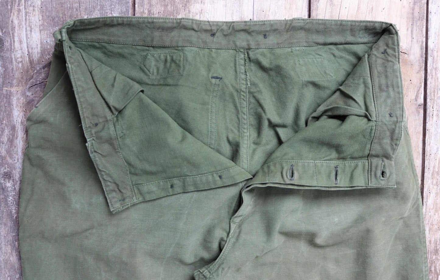 Vintage 1940s 50s workwear trousers - Swedish military utility pants - buckle back cotton twill - 35” x 28”