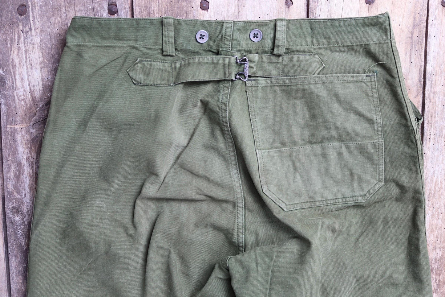 Vintage 1940s 50s workwear trousers - Swedish military utility pants - buckle back cotton twill - 35” x 28”