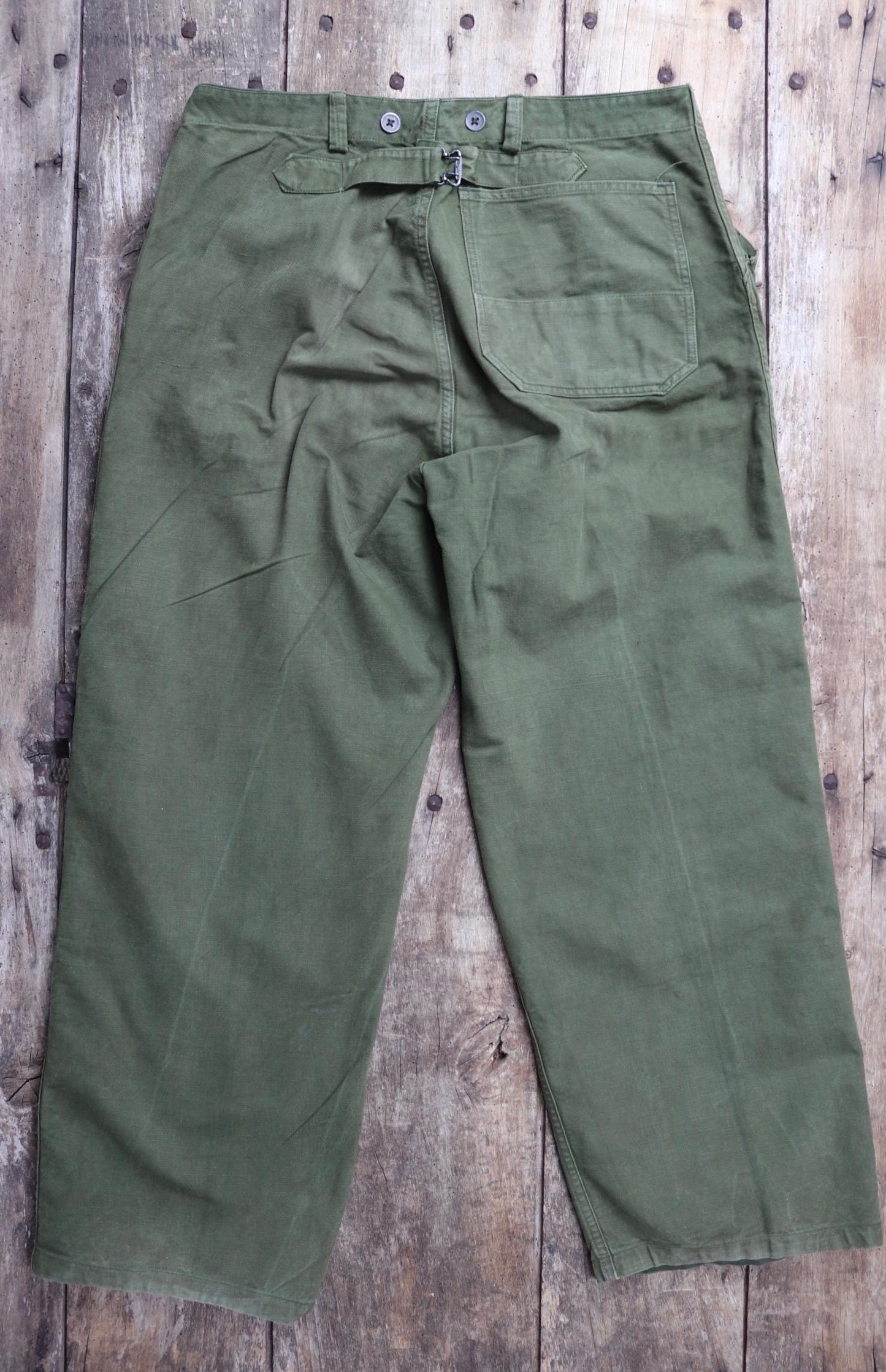 Vintage 1940s 50s workwear trousers - Swedish military utility pants - buckle back cotton twill - 35” x 28”