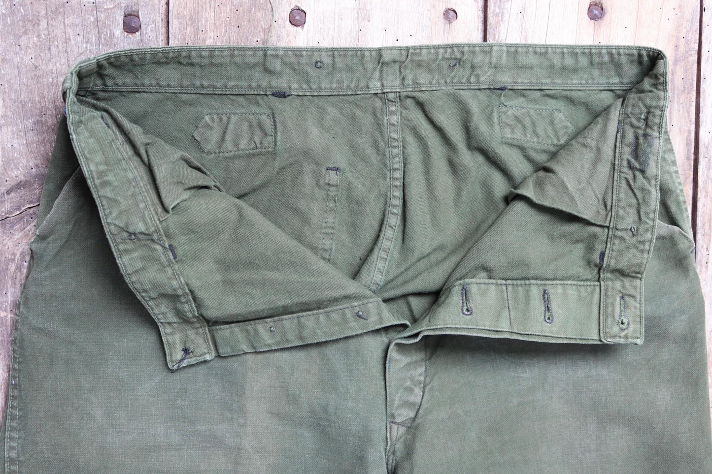 Vintage 1940s 50s workwear trousers - Swedish military utility pants - buckle back cotton twill - 35” x 31”