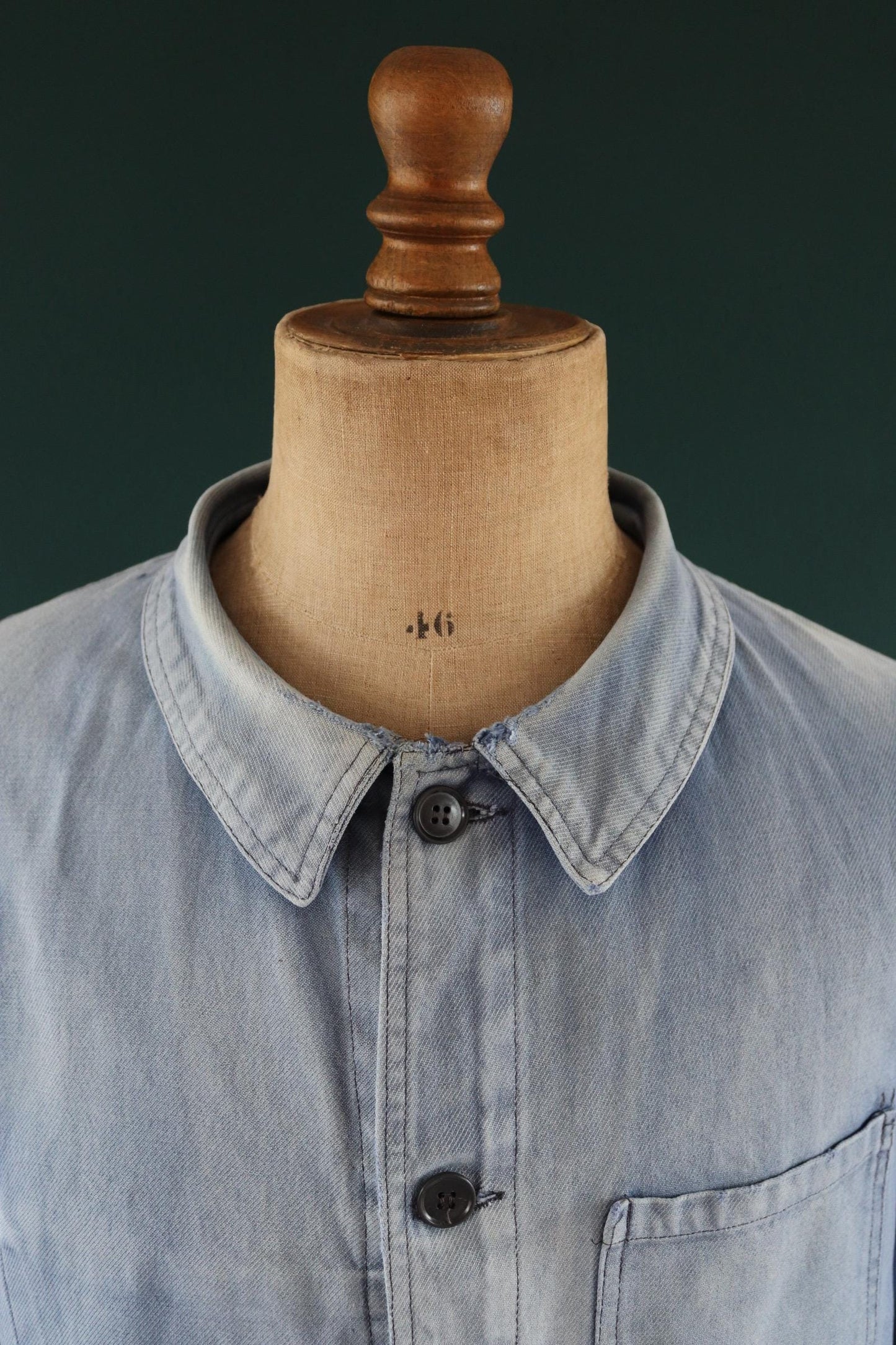 Vintage French blue workwear jacket - 1960s chore coat - 44” chest - bleu de travail - blue cotton twill - sun faded