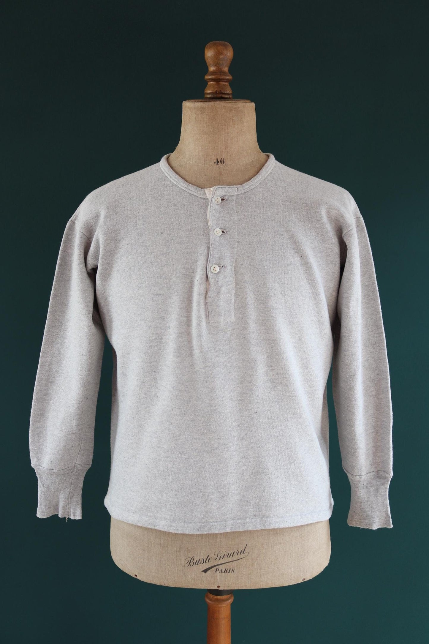 Vintage 1960s French military undershirt - army sweatshirt - Henley shirt - 43" chest