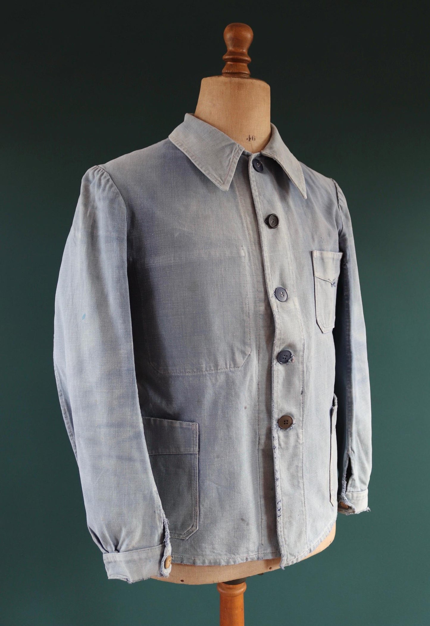 Vintage 1940s French blue workwear jacket - faded cotton twill - 41” chest - bleu de travail