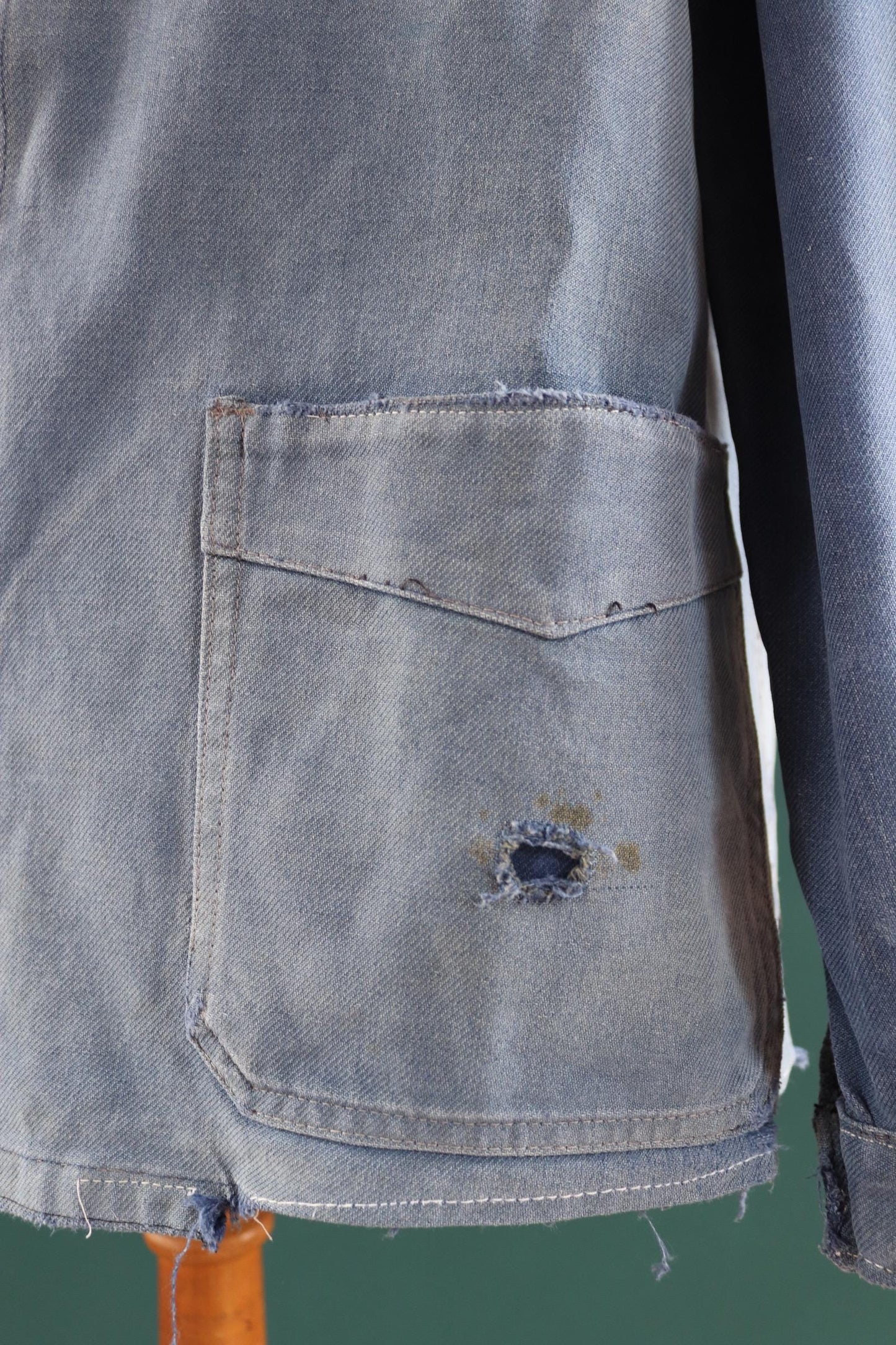 Vintage French blue workwear jacket - 1950s cotton twill - 46” chest - bleu de travail