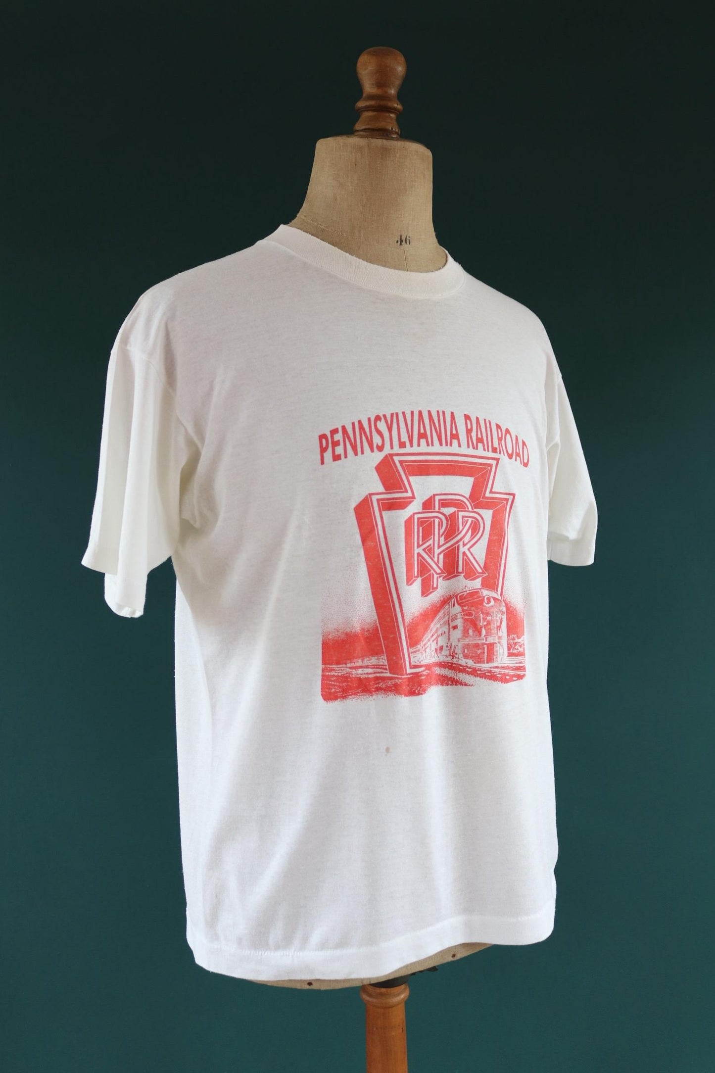 Vintage 1980s Pennsylvania railroad t shirt - train print - white tee - 44” chest