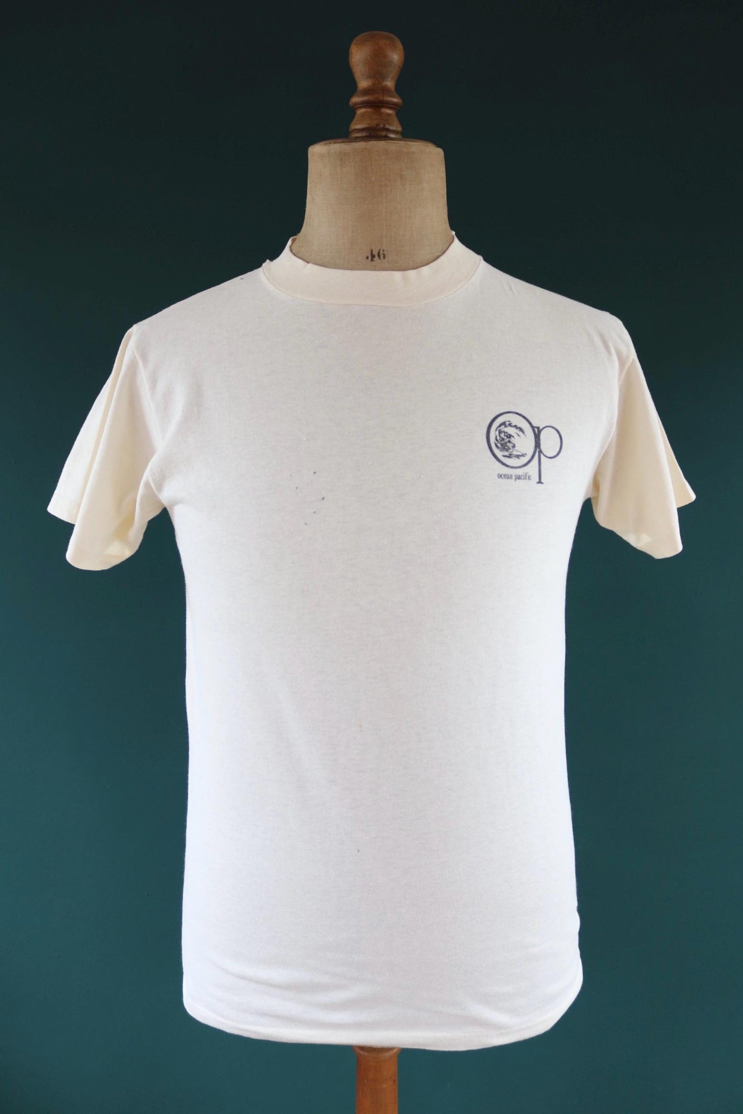 Vintage 1980s 90s Ocean Pacific t shirt - windsurf print - water sports tee - 38” chest