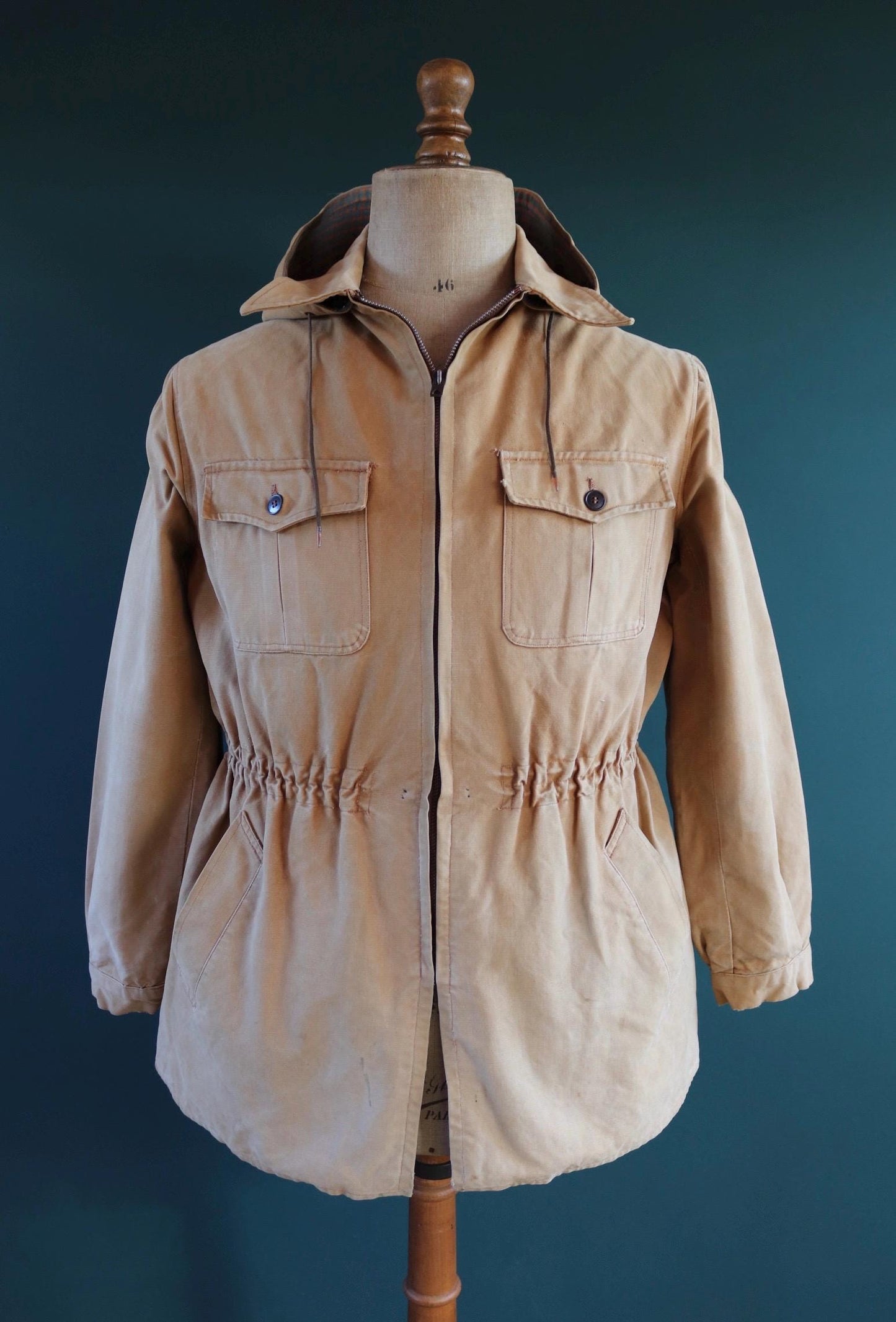 Vintage 1950s 60s French hunting jacket - workwear coat - 43” chest