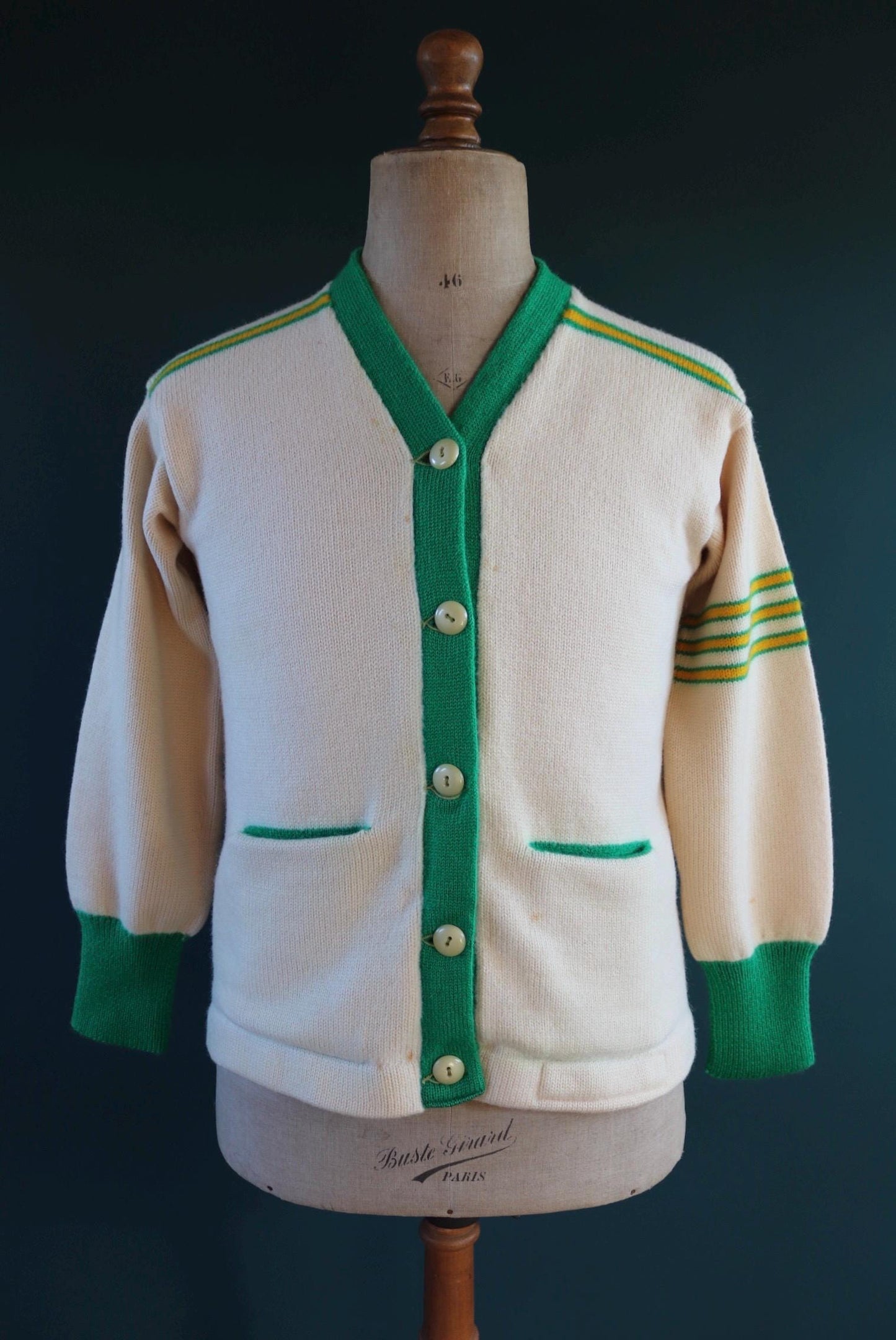 Vintage 1960s wool varsity sweater - knitted jumper - Ivy League style - 39” chest