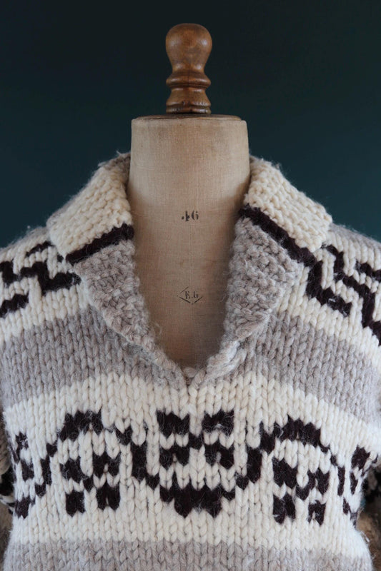 Vintage 1970s cowichan sweater - chunky wool jumper - hand knitted - shawl collar - 46” chest
