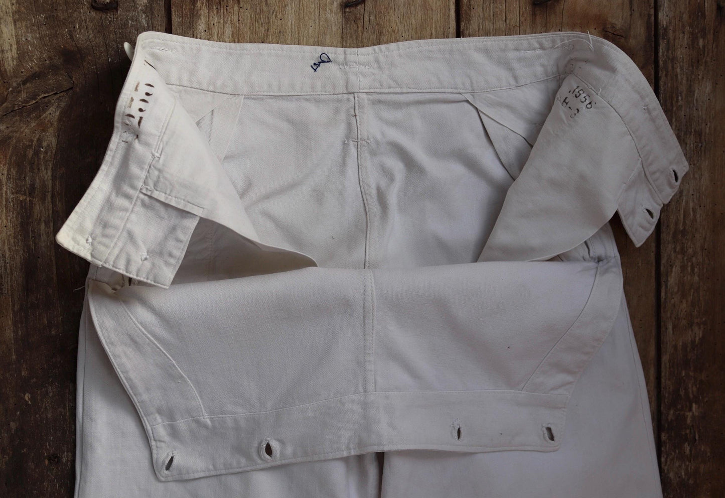 Vintage 1950s French white cotton flares - Marine Nationale trousers - military pants - bell bottoms - 28” x 30”