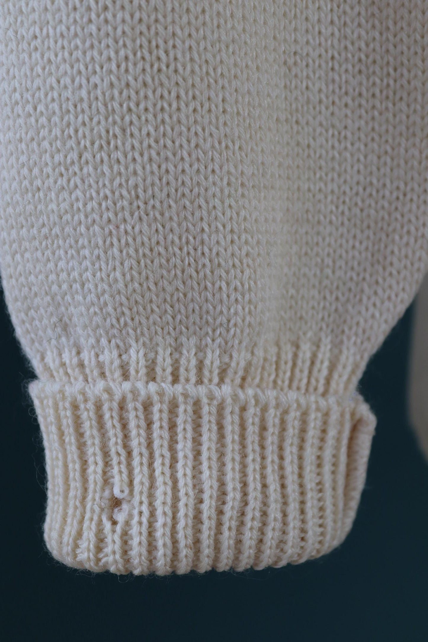 Vintage 1960s college jumper - knitted wool sweater - varsity knitwear - 38” chest