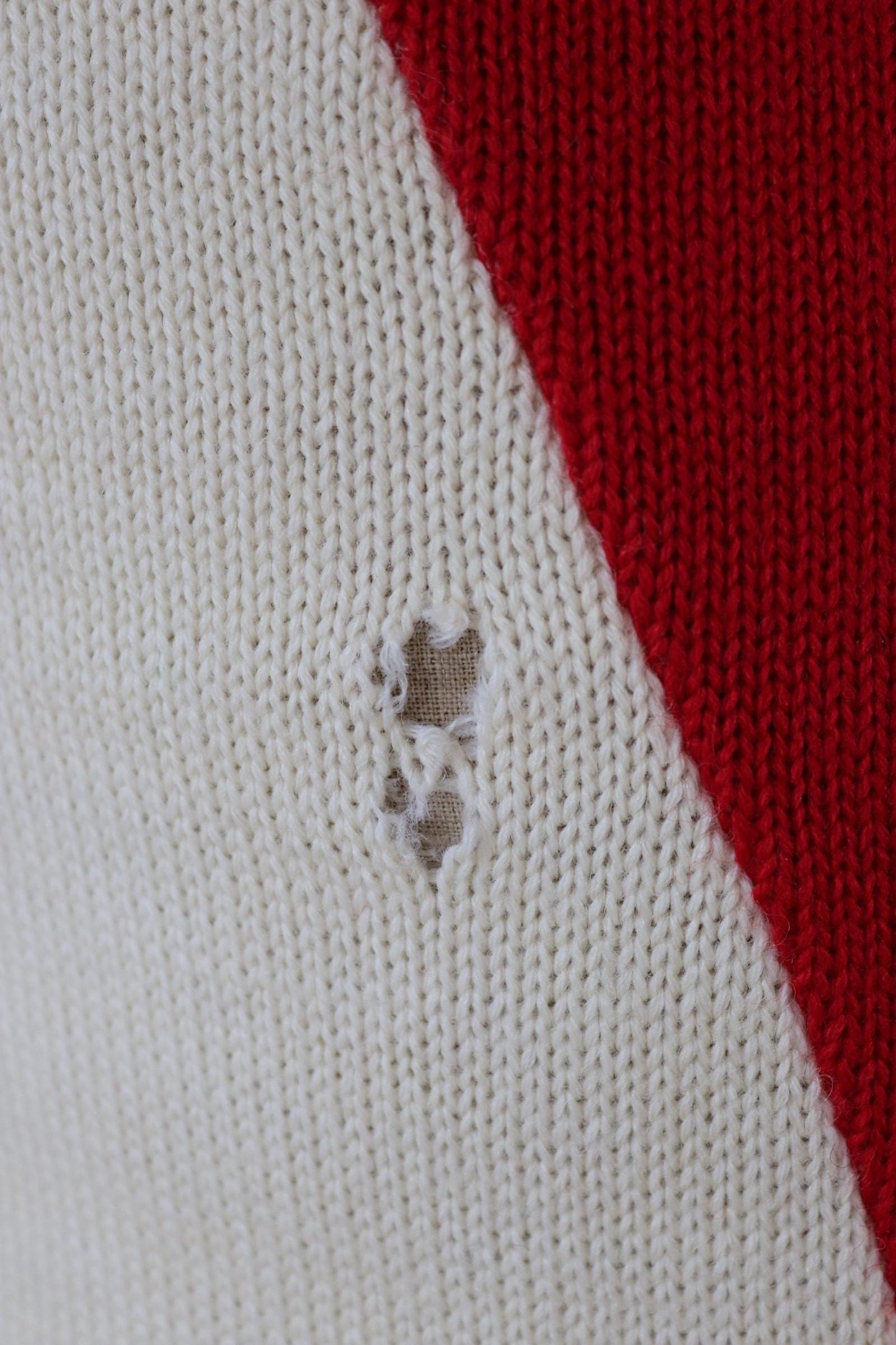 Vintage 1960s college jumper - knitted wool sweater - varsity knitwear - 38” chest