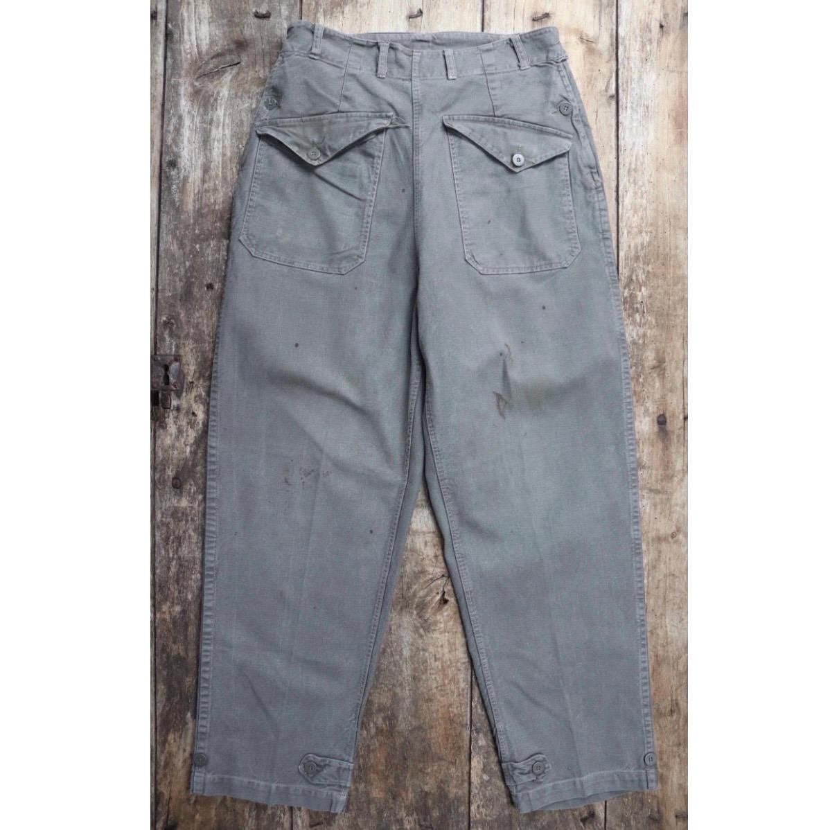 Vintage 1940s 50s Swedish military field trousers - women’s workwear - cotton twill utility cargo pants - 26” 28” x 28”