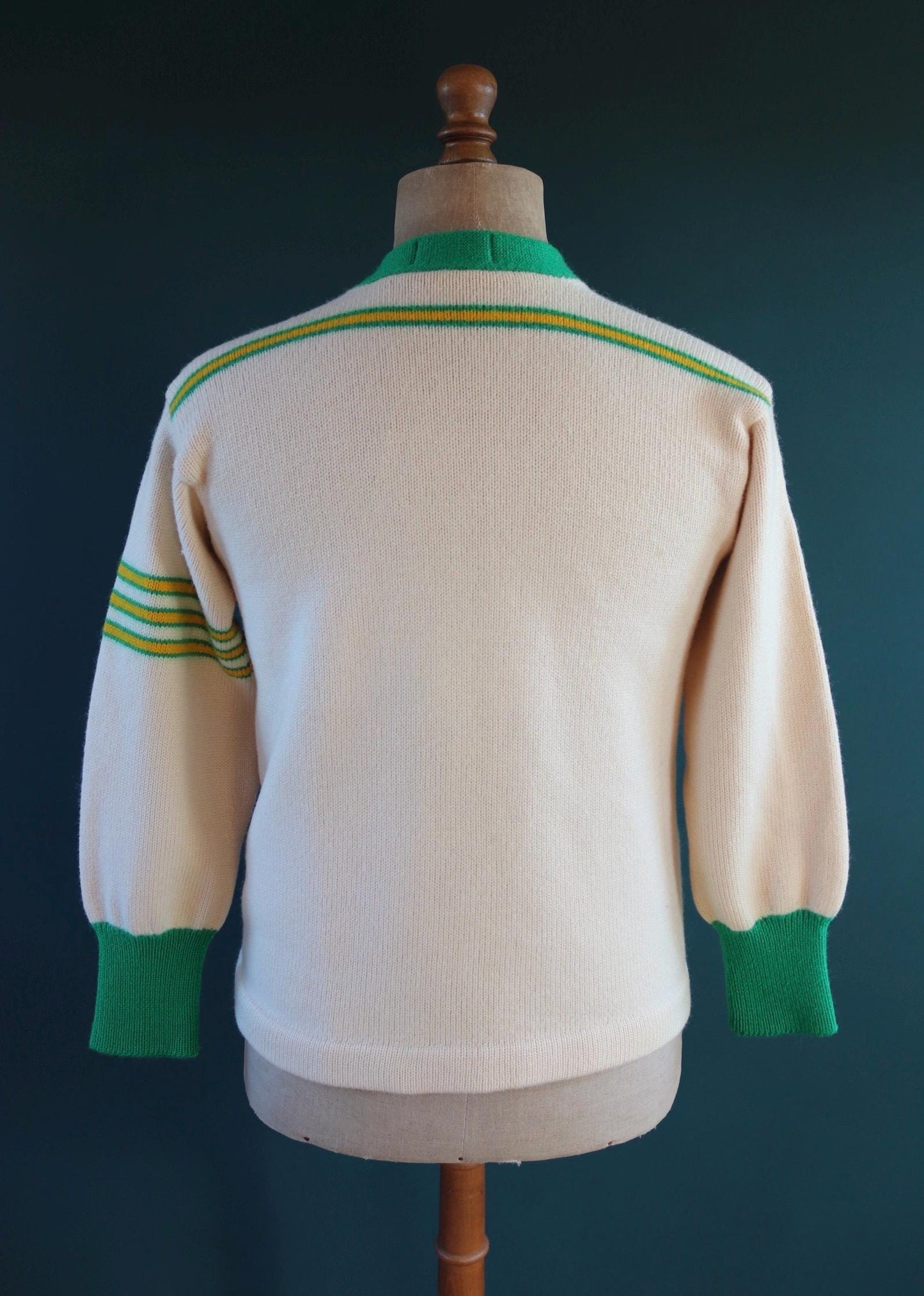 Vintage 1960s wool varsity sweater - knitted jumper - Ivy League style - 39” chest