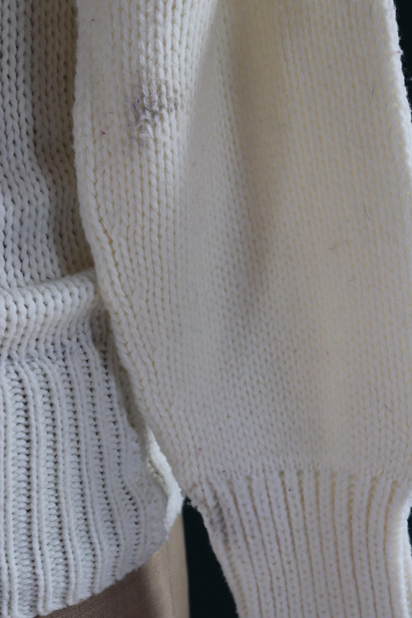 Vintage 1960s varsity sweater - white knitted jumper - Ivy League style - 38” chest