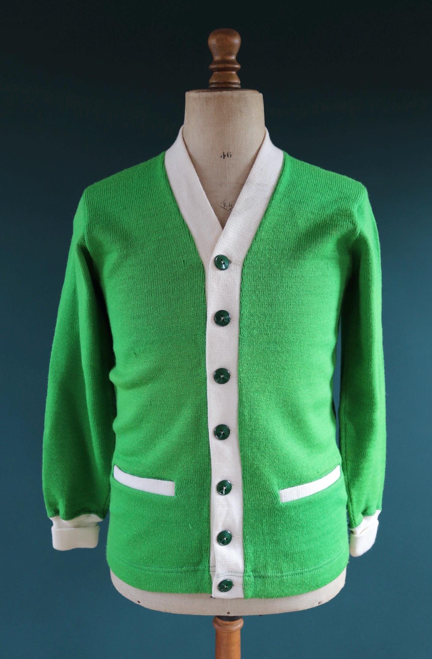 Vintage 1960s wool varsity sweater - knitted jumper - Ivy League style - 38” chest