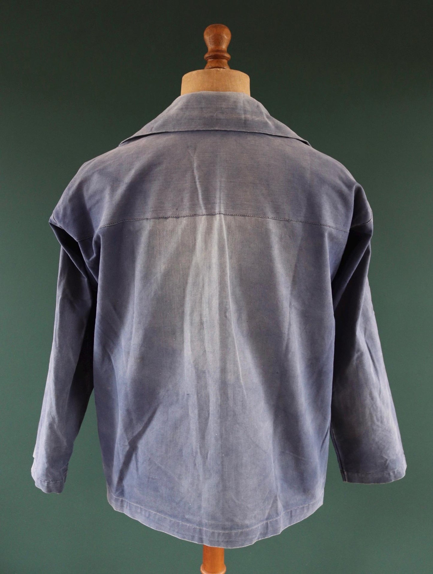Vintage French workwear smock - 1930s chore shirt - sun faded indigo blue cotton - 46” chest
