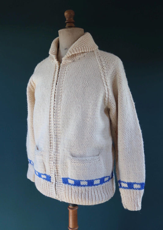 Vintage 1960s novelty hand knitted cardigan - ice hockey design - Mary Maxim - cowichan sweater - 44” chest