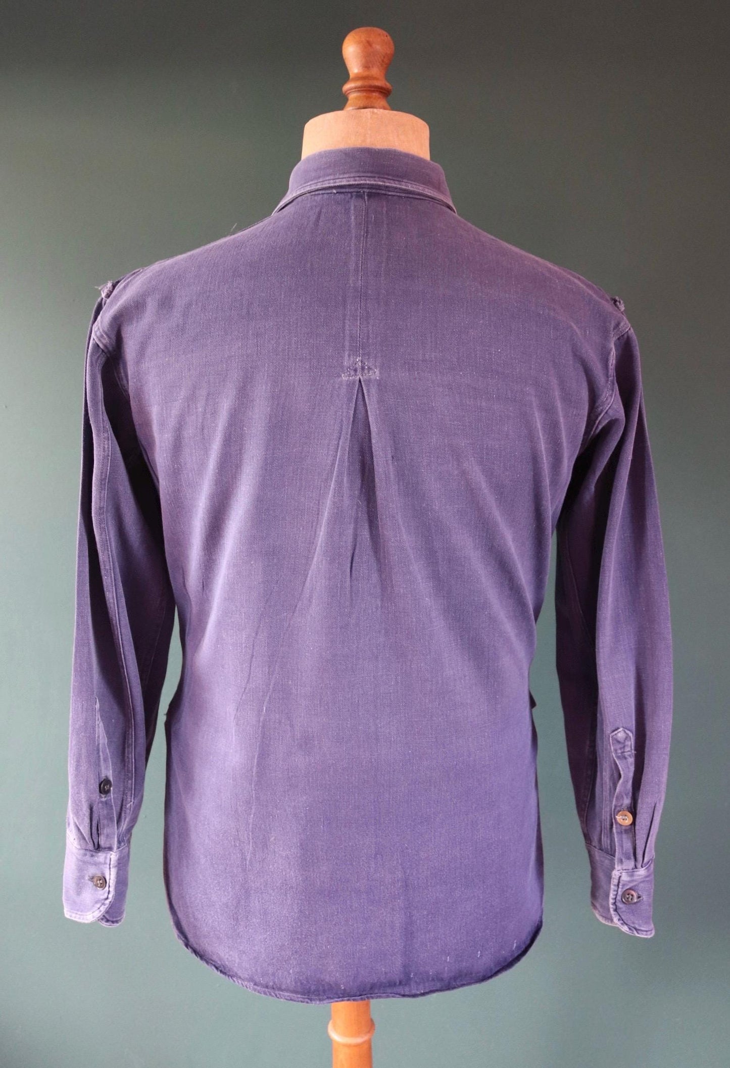 Vintage 1950s Swedish indigo cotton shirt - military workwear - 42” chest