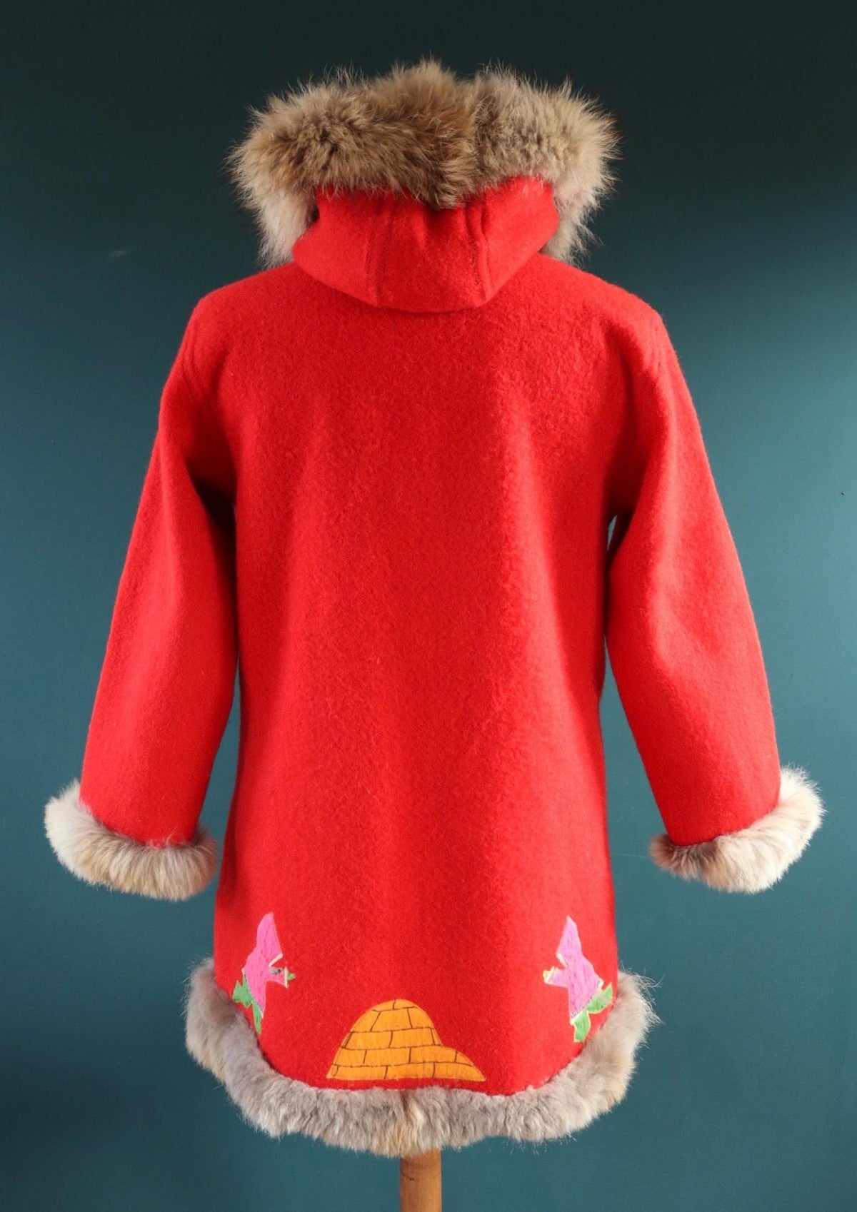 Vintage 1970s embroidered wool coat - Hudsons Bay jacket - Alaskan parka - 40" chest
