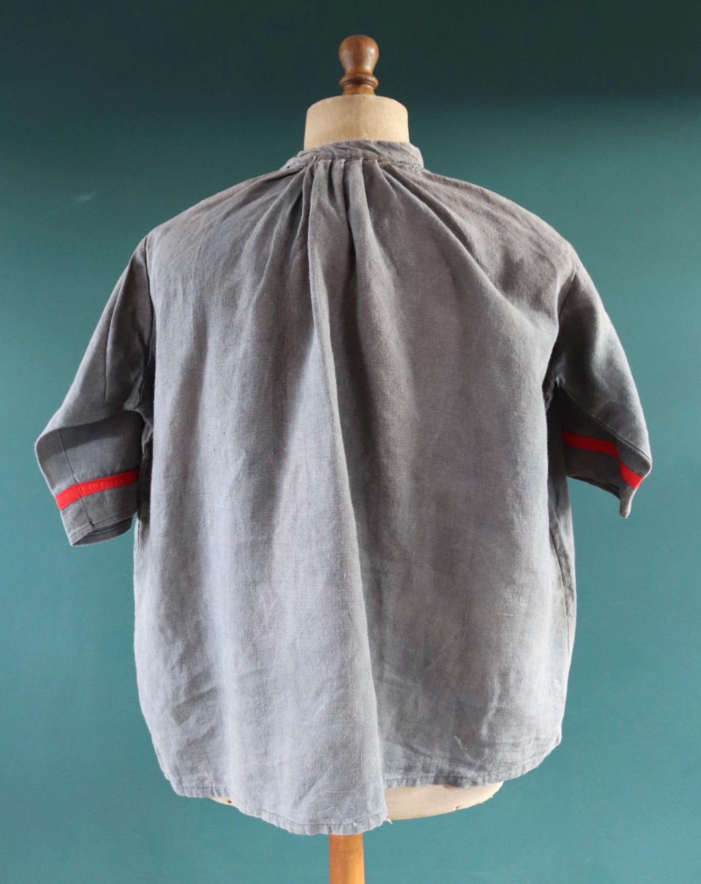 Vintage 1930s French workwear shirt - linen smock - 56” chest
