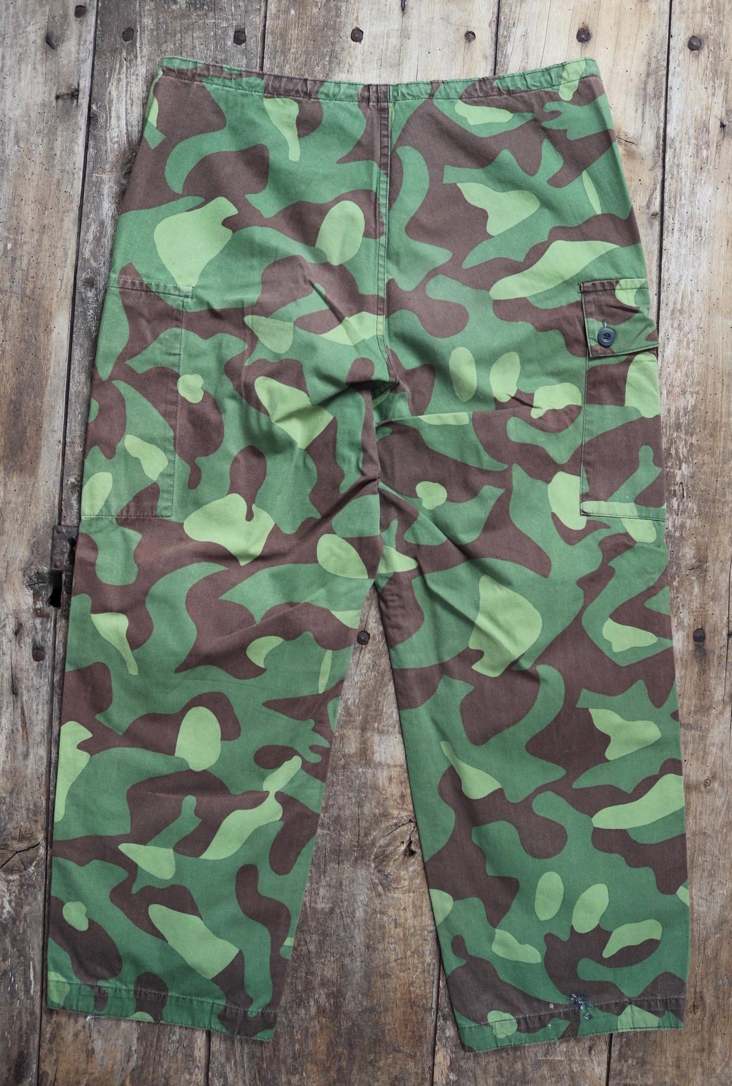 Vintage 1980s Finnish M62 camo trousers - windproof paratrooper pants - 37” x 27”