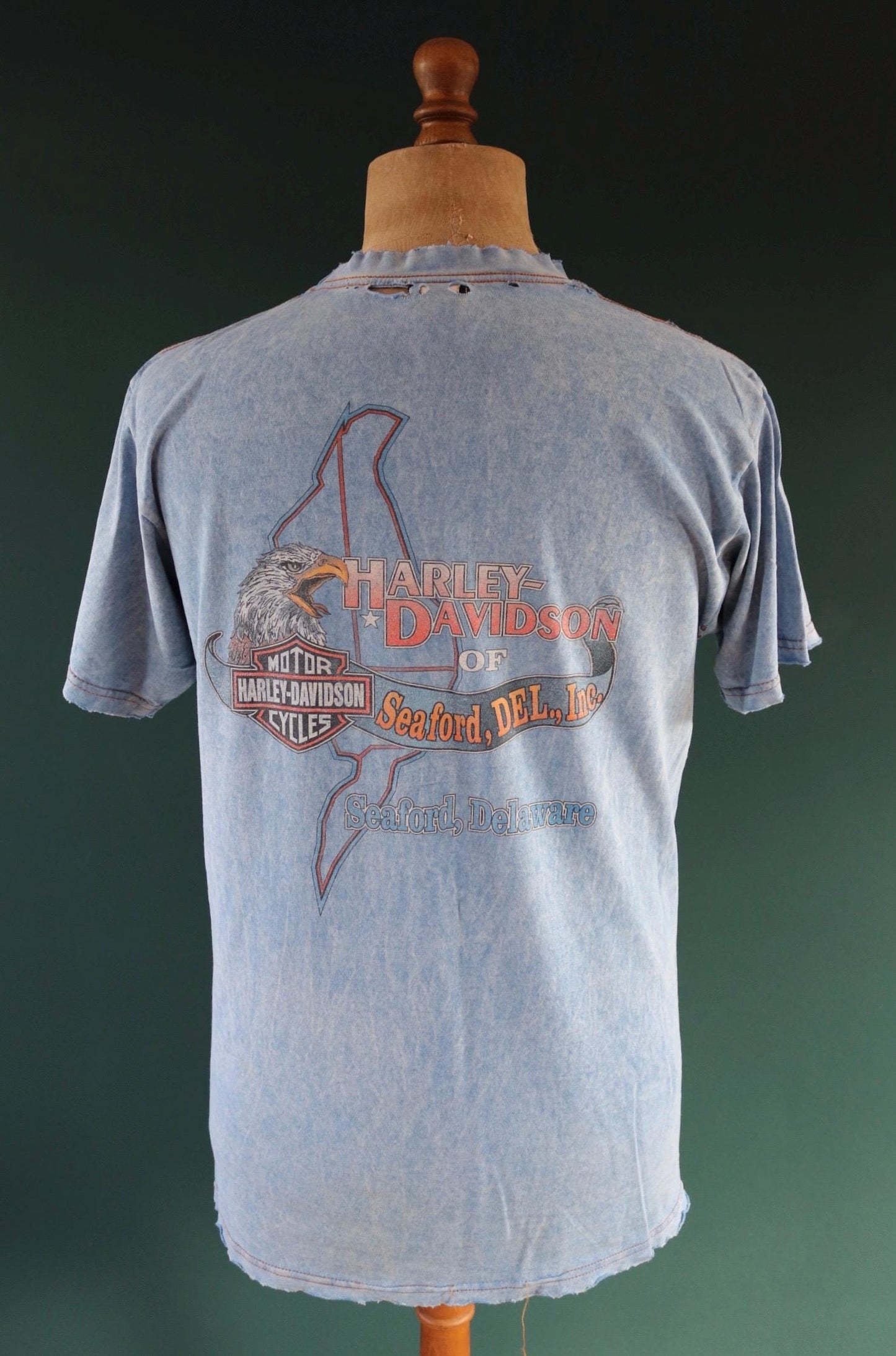 Vintage 1990s Harley Davidson t shirt - thrashed pocket tee - 40" chest