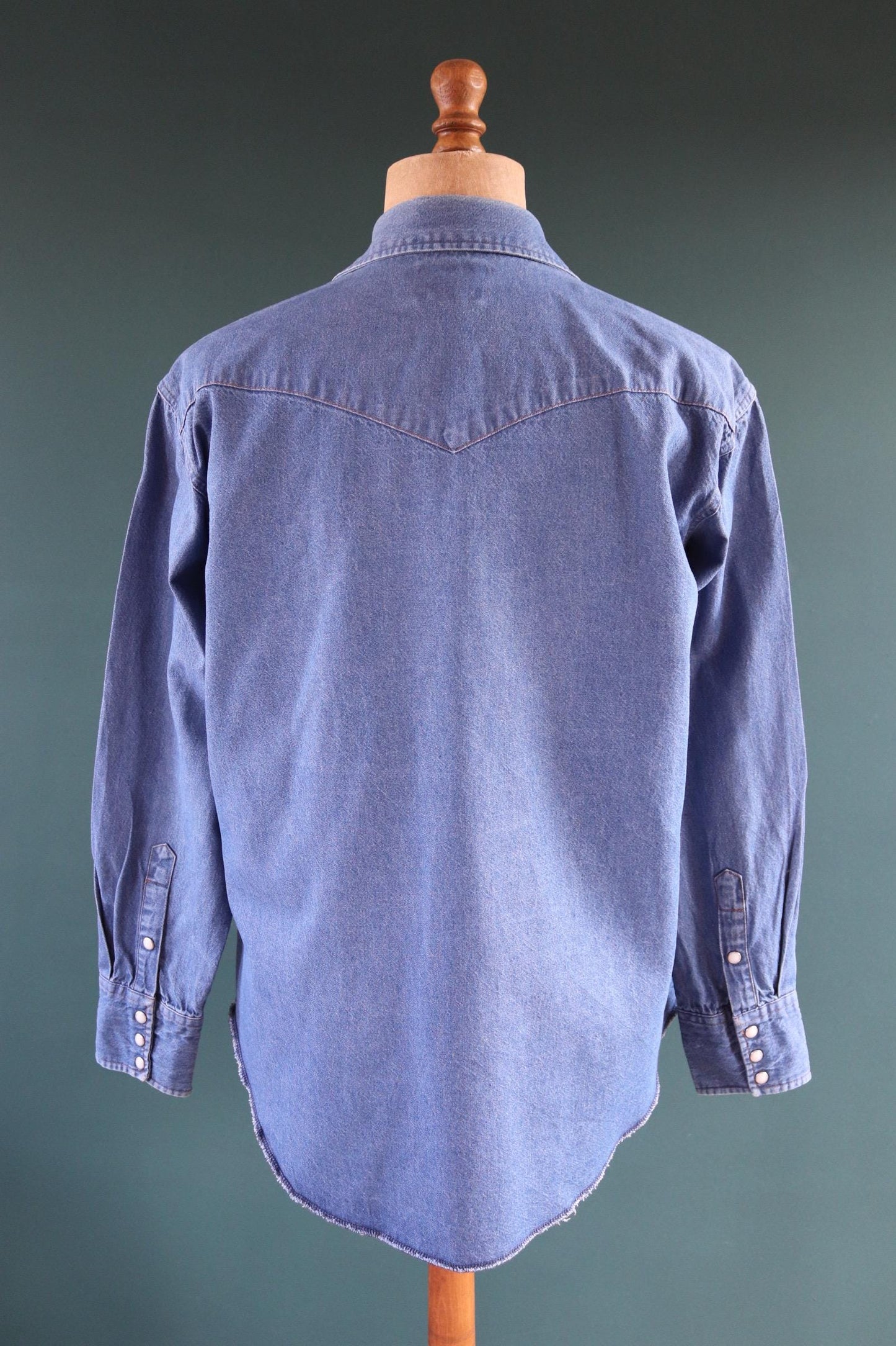 Vintage Wrangler denim shirt - cowboy - Western style - 47" chest