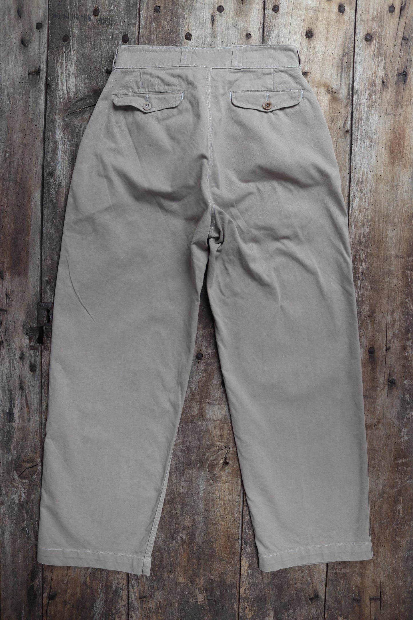 Vintage 1950s French army chinos - M52 military trousers - pleated pants - 29" x 29"