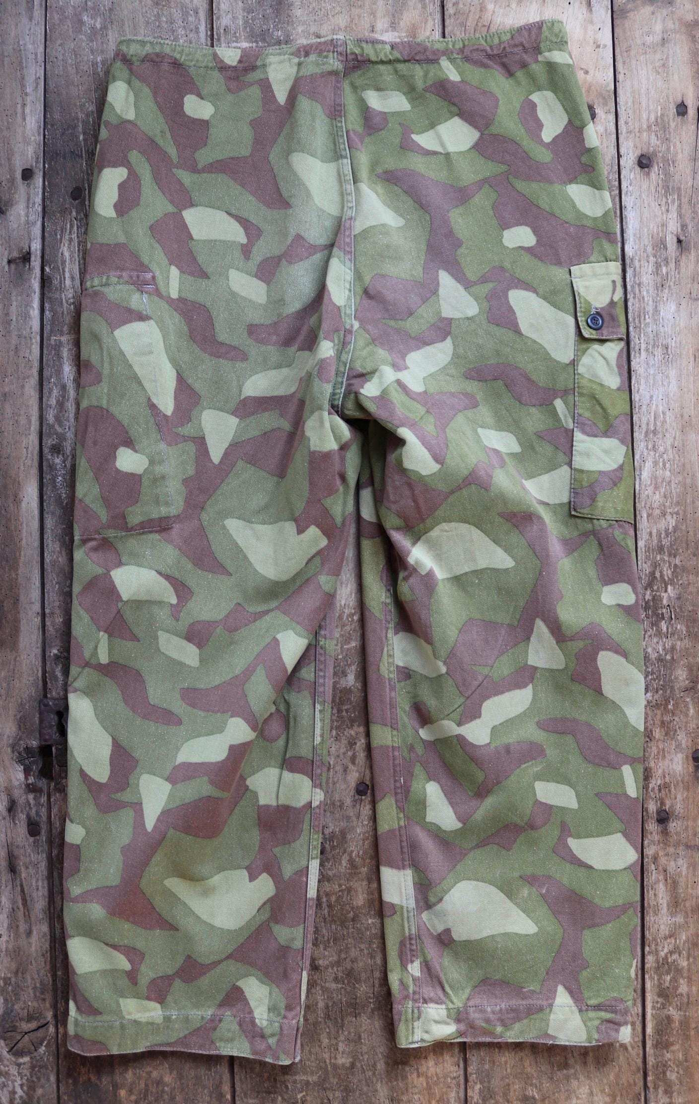 Vintage 1970s Finnish M62 camo trousers - windproof paratrooper pants - 37” x 28”