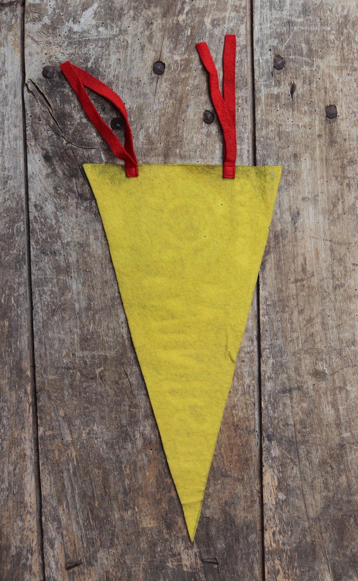 Vintage 1950s Canada pennant - mid century pennant - tourist souvenir - screen print