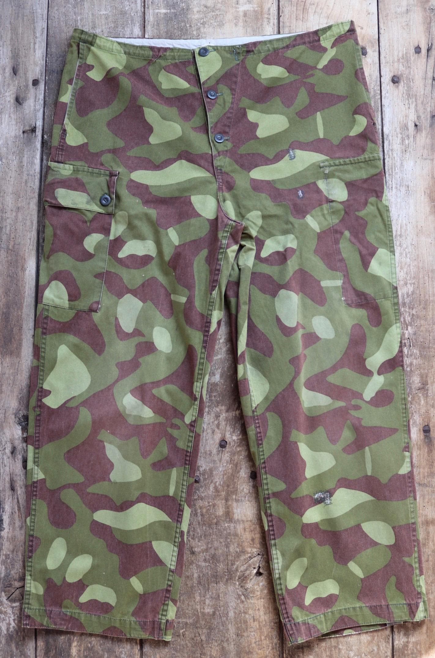 Vintage 1990s Finnish M62 camo trousers - windproof paratrooper pants - 40” x 28”