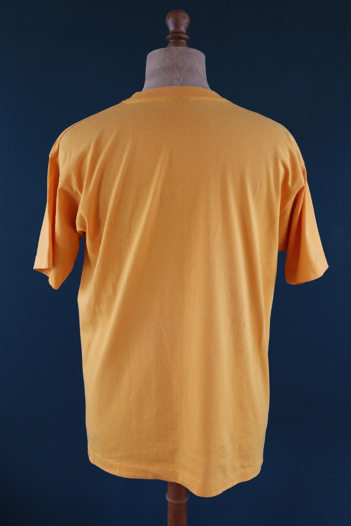 Vintage 1990s single stitch t shirt - golden yellow tee - flock print - 44” chest