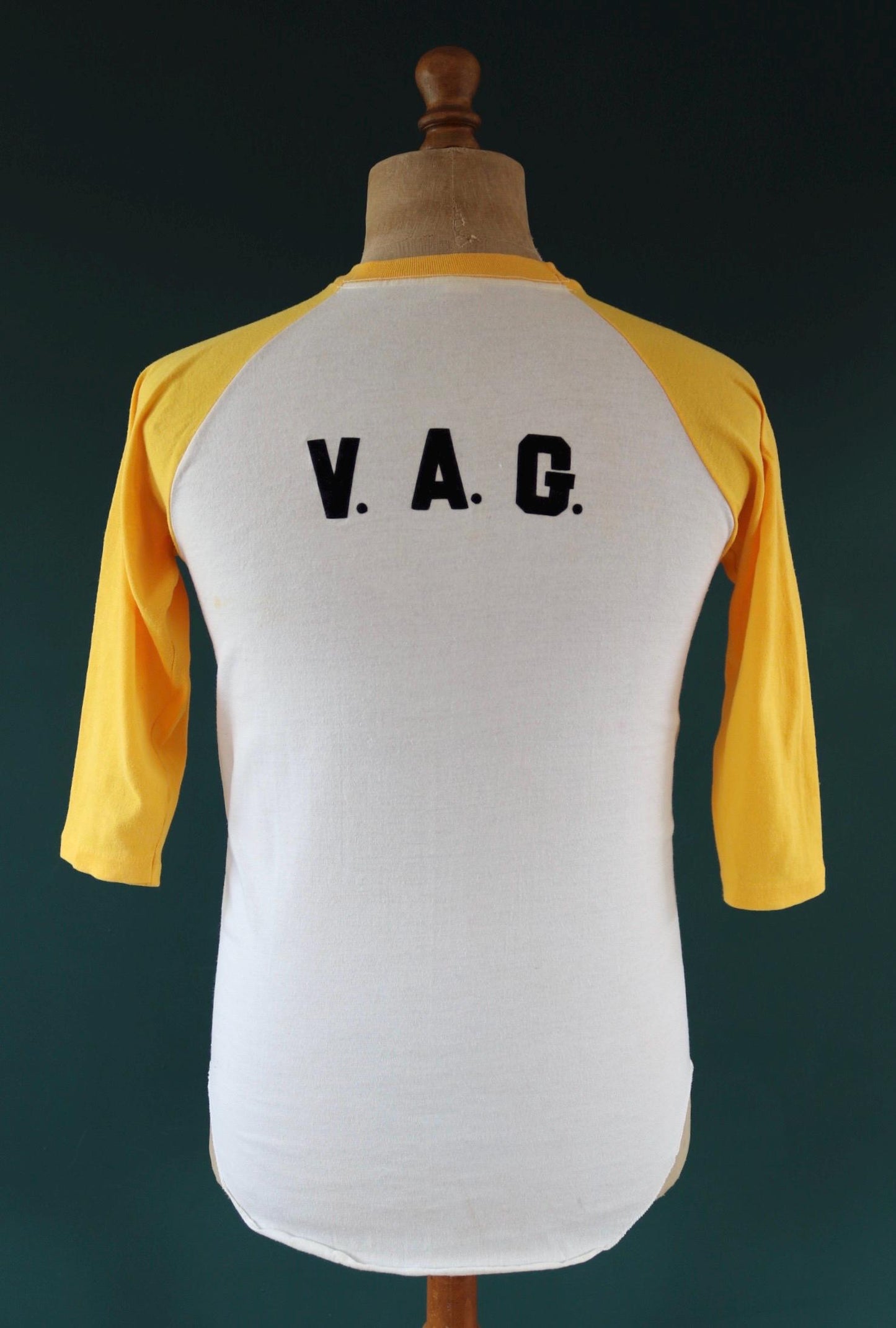 Vintage 1970s drinking team t shirt - single stitch - flock letter print - 38” chest