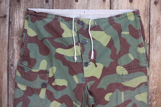 Vintage 1980s Finnish M62 camo trousers - windproof paratrooper pants - 37” x 27”