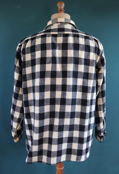 Vintage 1940s 40s 1950s 50s Field Master white black wool buffalo plaid CPO shirt jacket hunting camp 48” chest workwear work camping