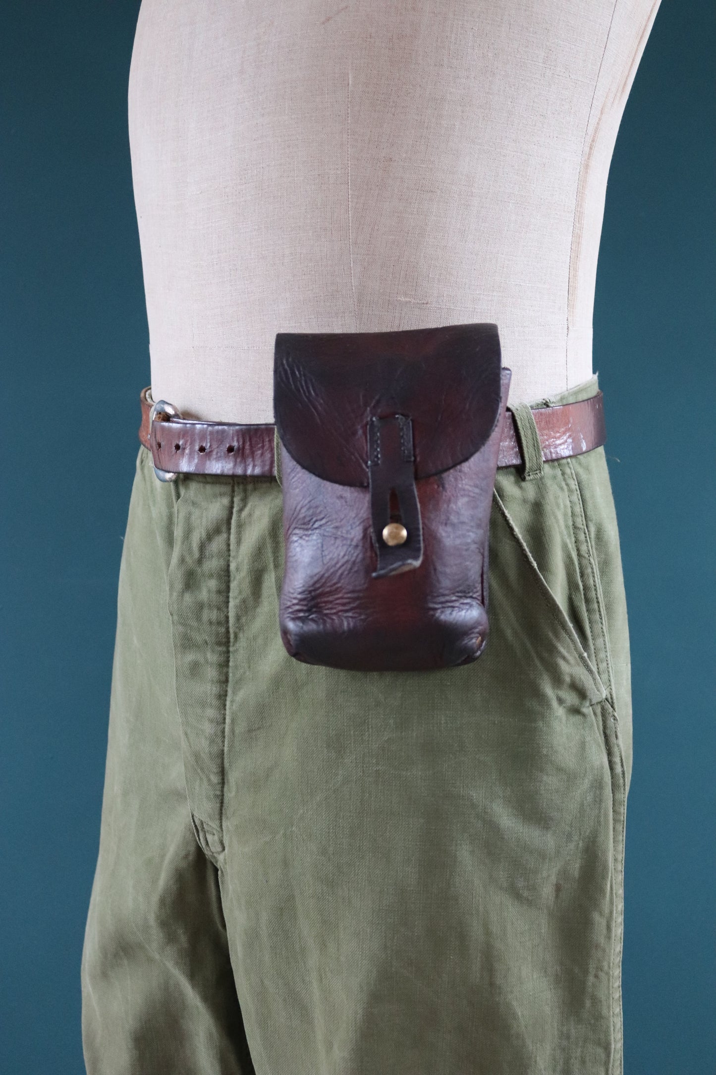 Vintage brown leather belt pouch - 1930s Swedish military bag - WW2 utility hip pouch - Ren Faire - dog walking waist bag - gift for him