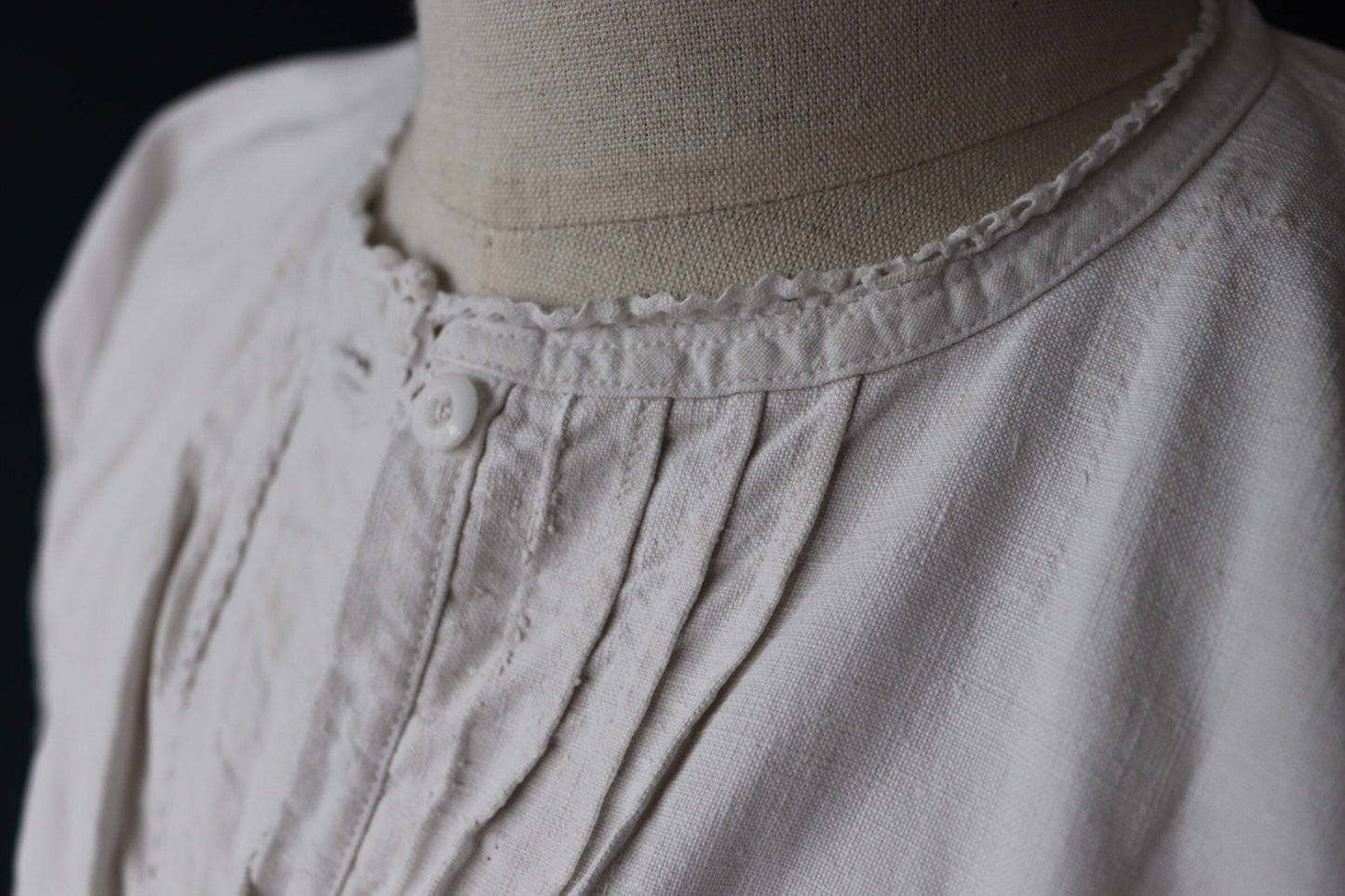 Vintage antique french white linen nightgown night shirt pin tuck pleats size free 43” chest indigo dye project