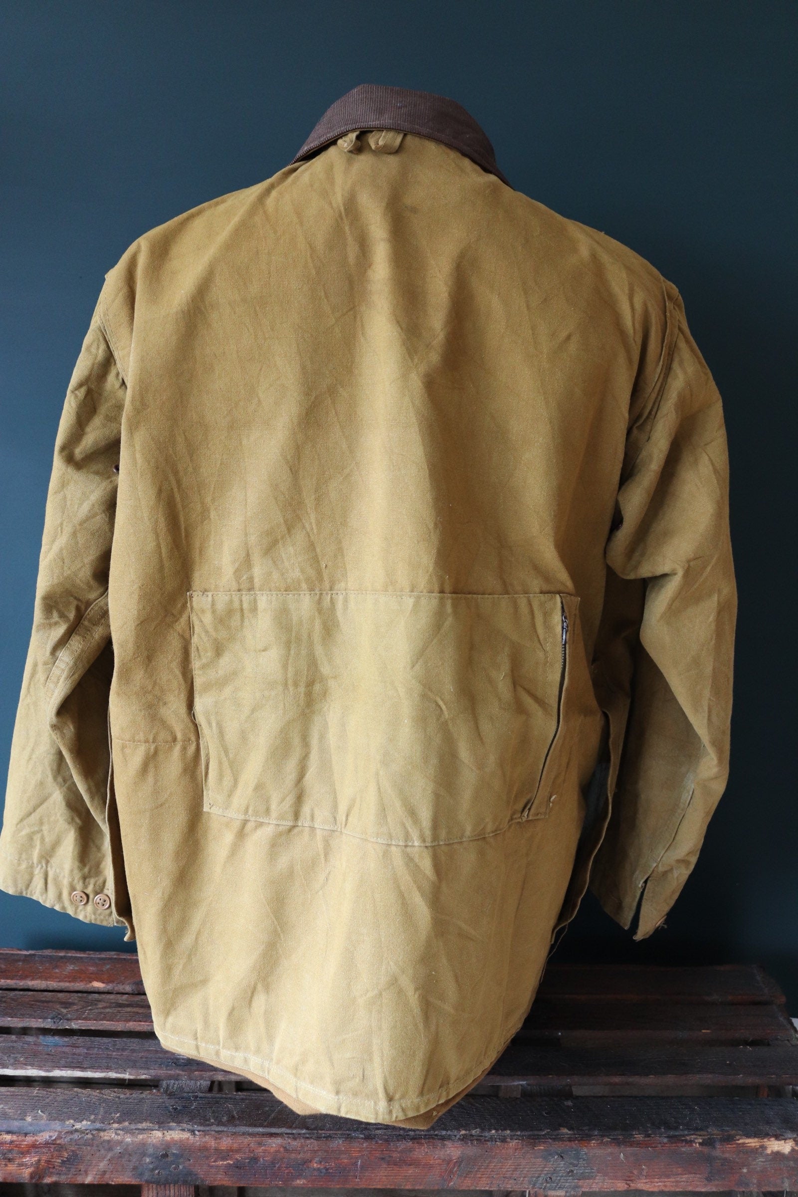 Vintage 1960s workwear jacket - Bullseye Bill hunting - tan brown duck cotton canvas - American chore - Talon zipper - 51” chest