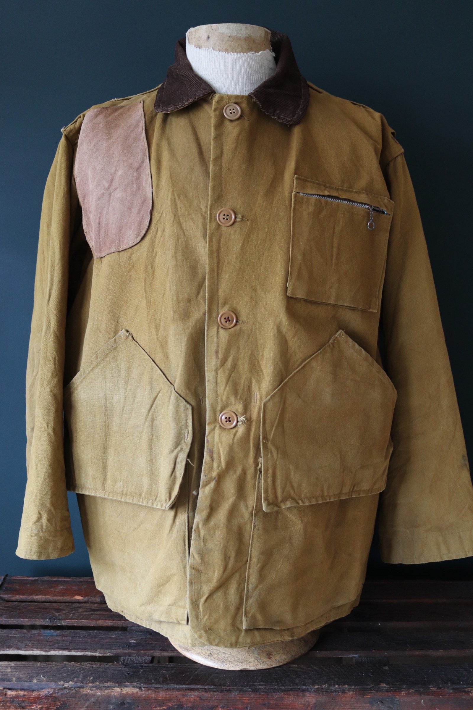 Vintage 1960s 60s Bullseye Bill tan brown duck cotton canvas jacket hunting shooting American Talon zipper 51” chest workwear chore work XL