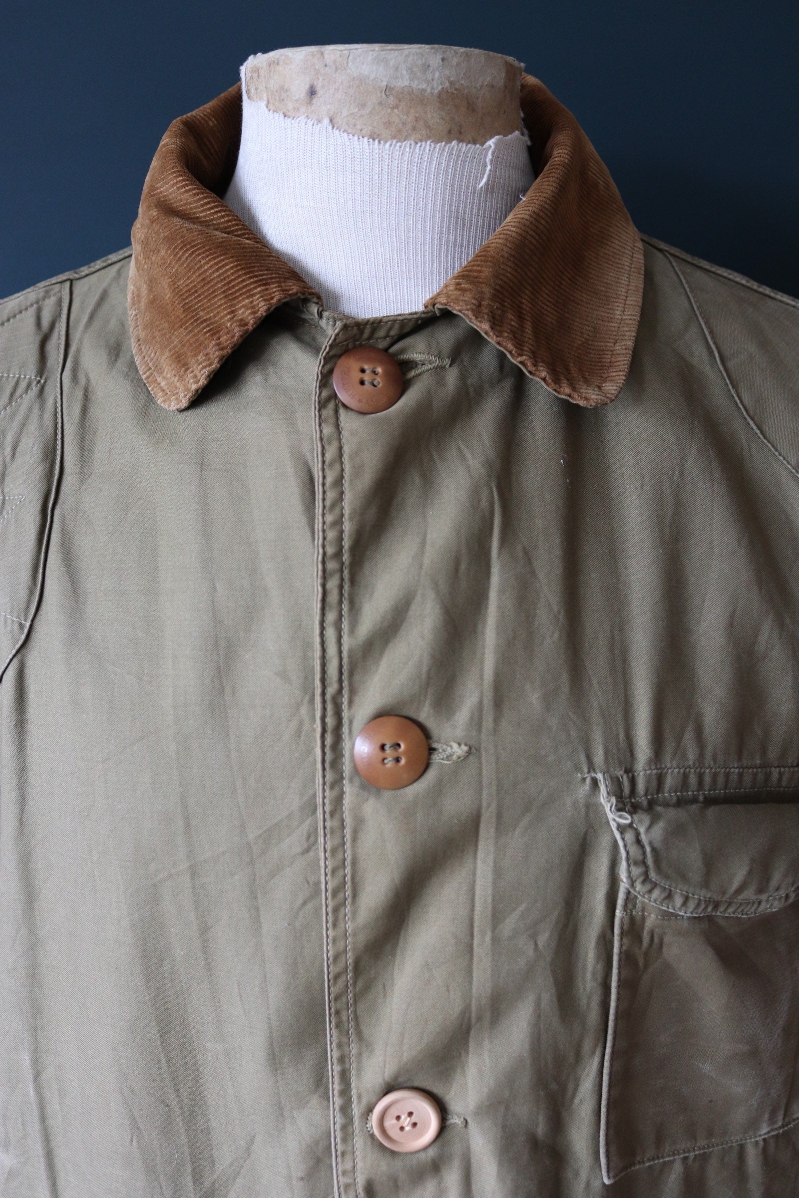 Vintage 1950s workwear jacket - green brown duck cotton canvas - American hunting - Talon zipper - 52” chest