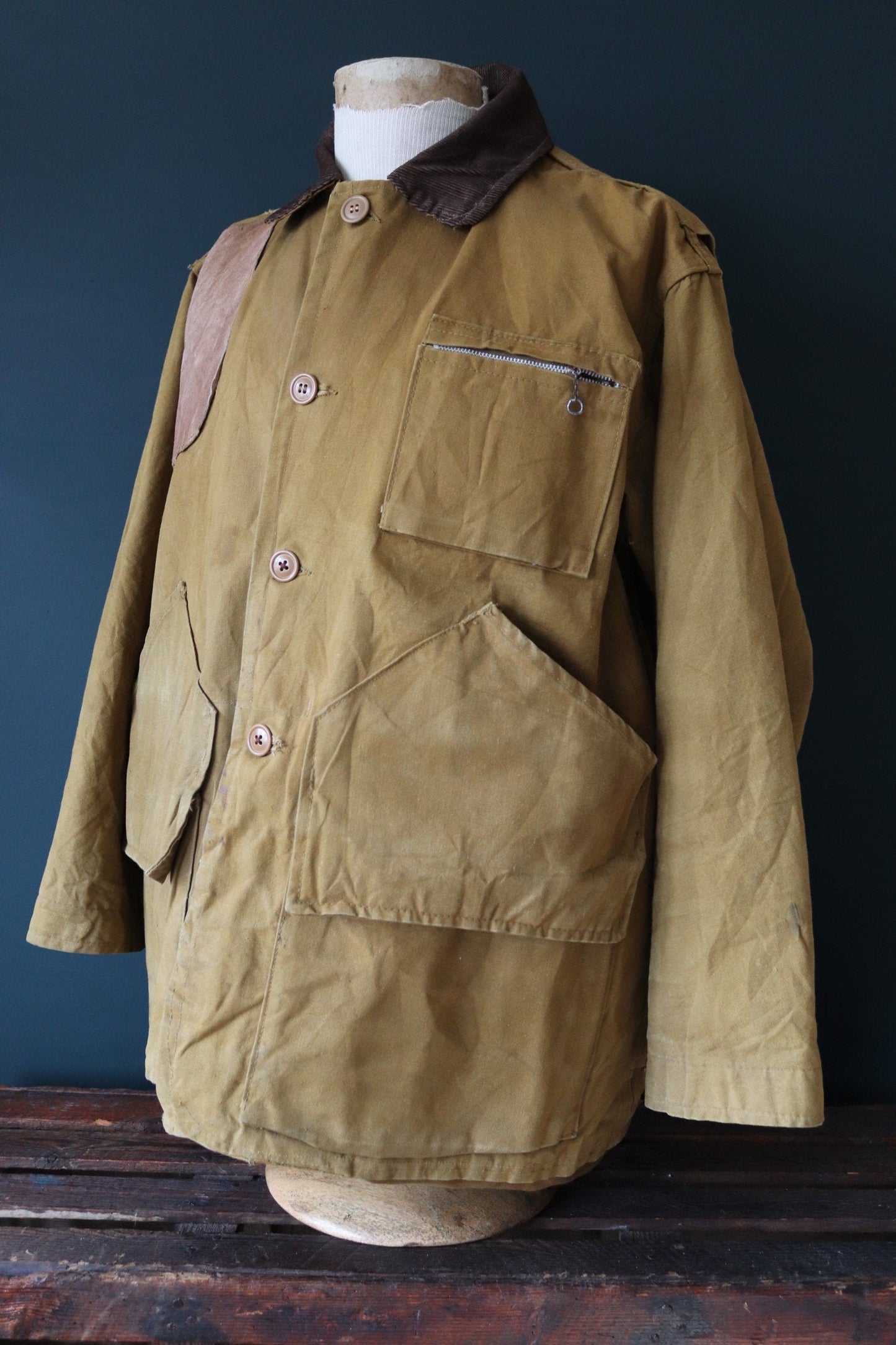 Vintage 1960s 60s Bullseye Bill tan brown duck cotton canvas jacket hunting shooting American Talon zipper 51” chest workwear chore work XL