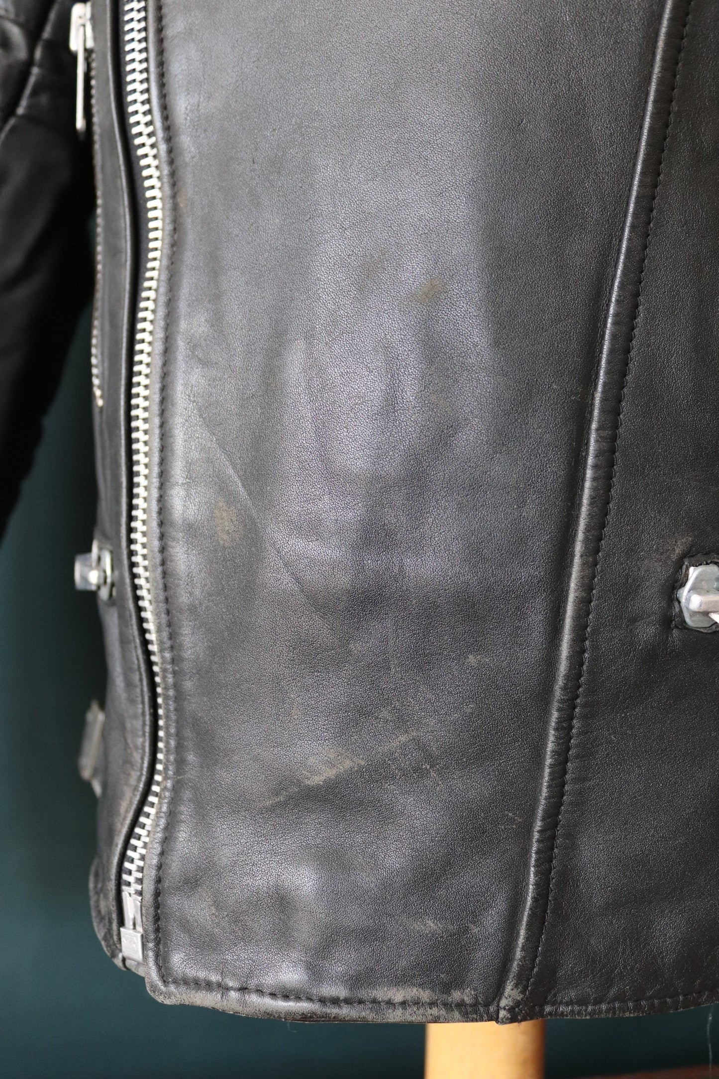 Vintage 1980s black leather jacket cafe racer 38” chest motorcycle biker Strokes