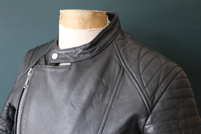 Vintage 1980s black leather jacket cafe racer 38” chest motorcycle biker Strokes
