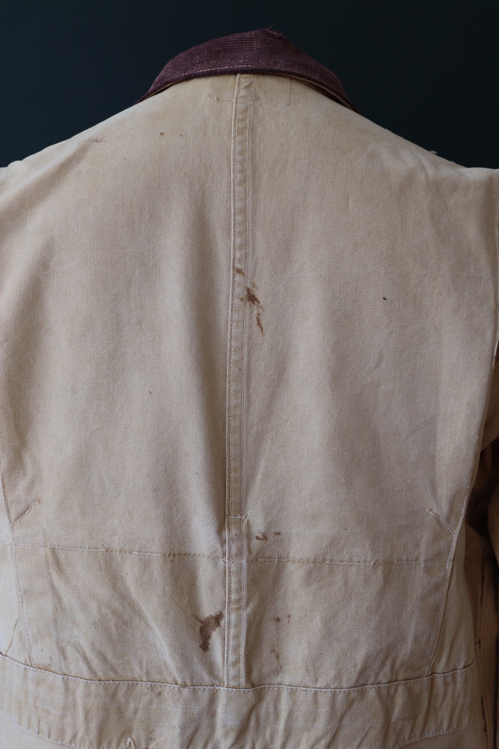 Vintage 1950s 50s Hinson Bodyguard tan brown tin cloth cotton canvas hunting jacket 47" chest work workwear chore shooting waterproof