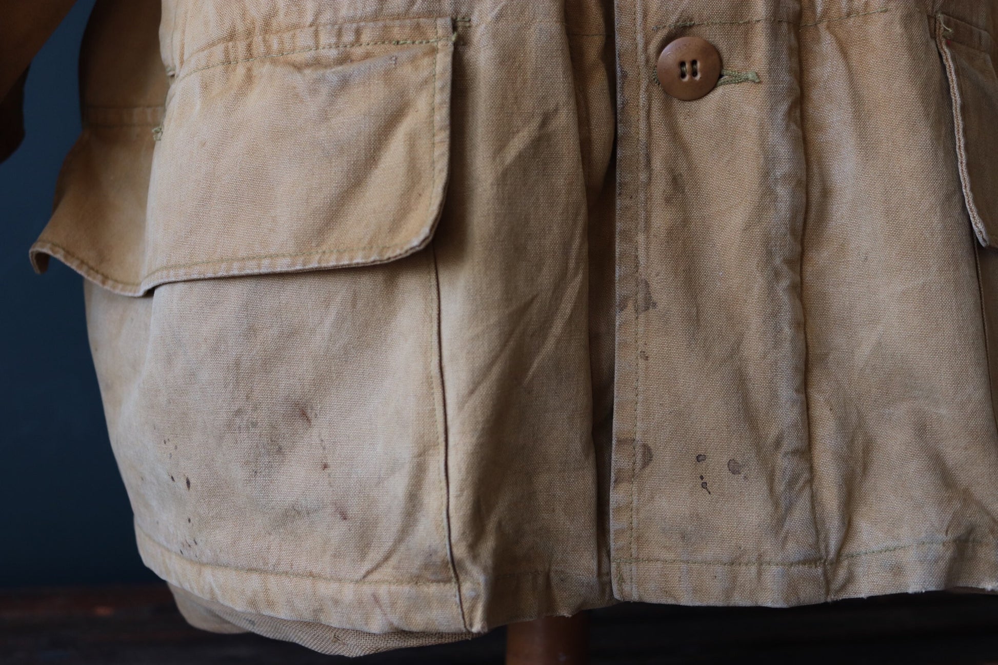 Vintage 1940s 40s 1950s 50s Duxbak duck cotton canvas tin cloth hunting shooting jacket 57” chest workwear work chore