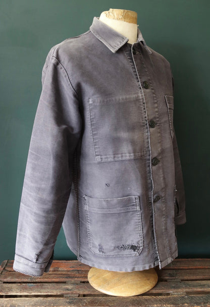 Vintage French black moleskin chore jacket 1950s workwear work faded repaired darned patched 43” chest