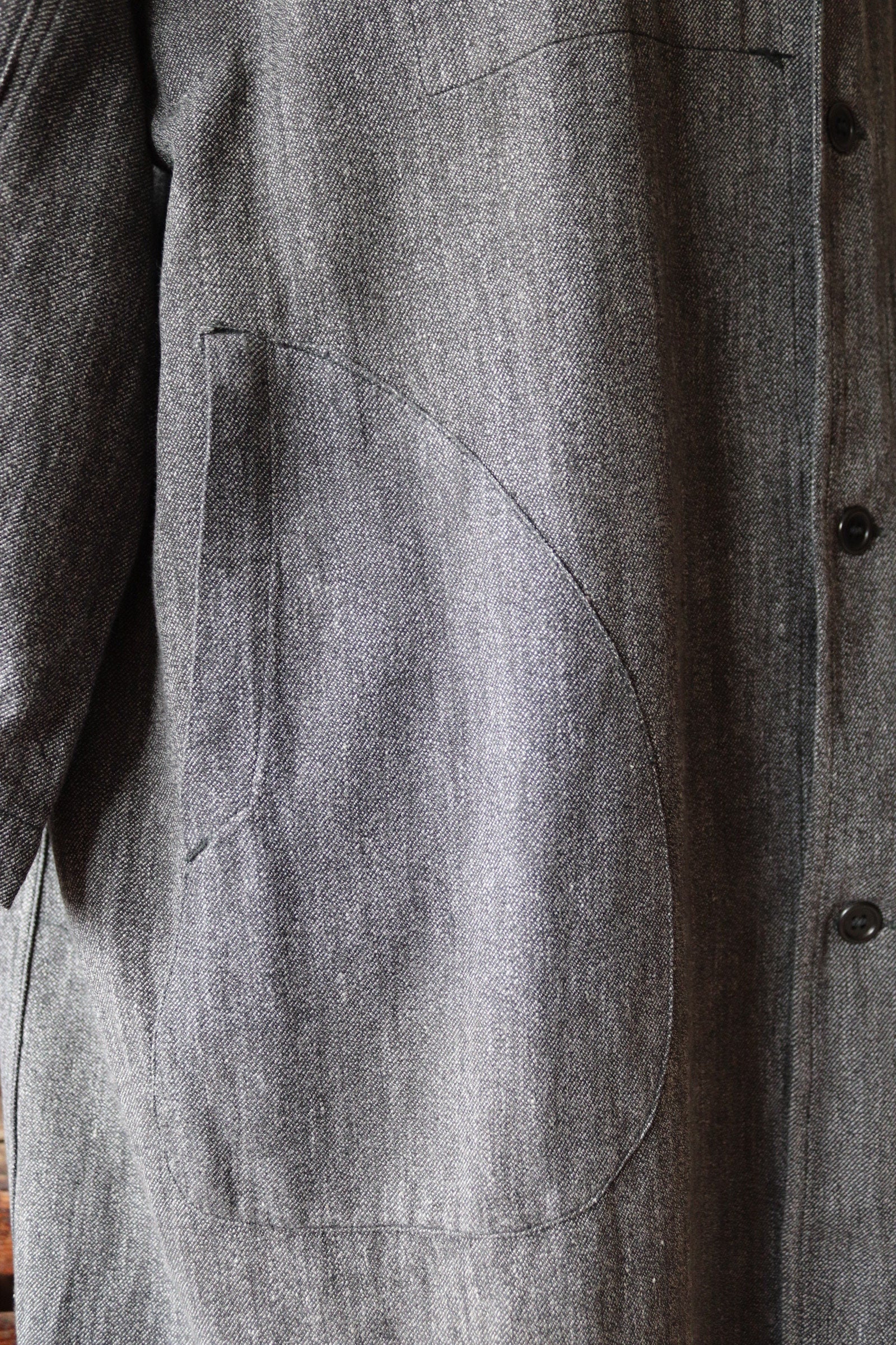 Vintage French workwear jacket 1950s 1960s salt pepper grey work coat overall factory machinist shopkeeper 49” chest
