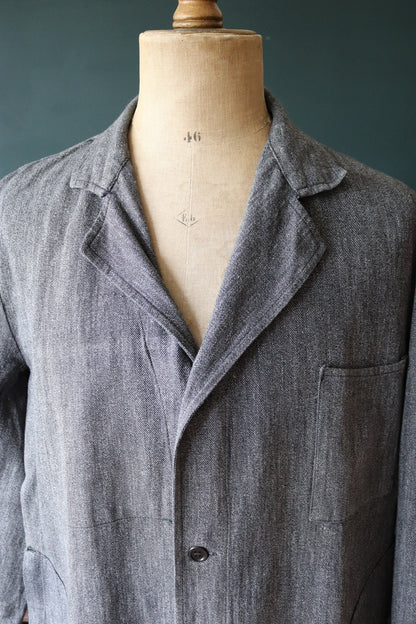 Vintage French workwear jacket 1950s 1960s salt pepper grey work coat overall factory machinist shopkeeper 49” chest
